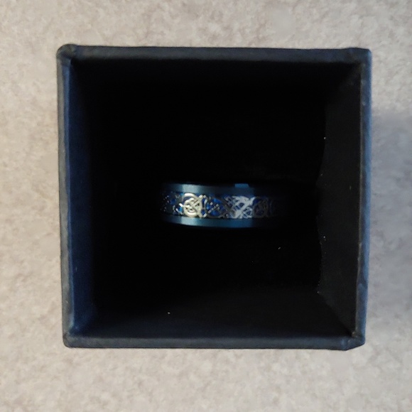 Ringes - Picture 5 of 5